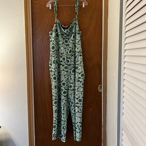 Vada Winter green floral organic cotton boho lightweight jumpsuit size 2XL